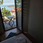 In 33704 Сasa de vacaciones Klenovica